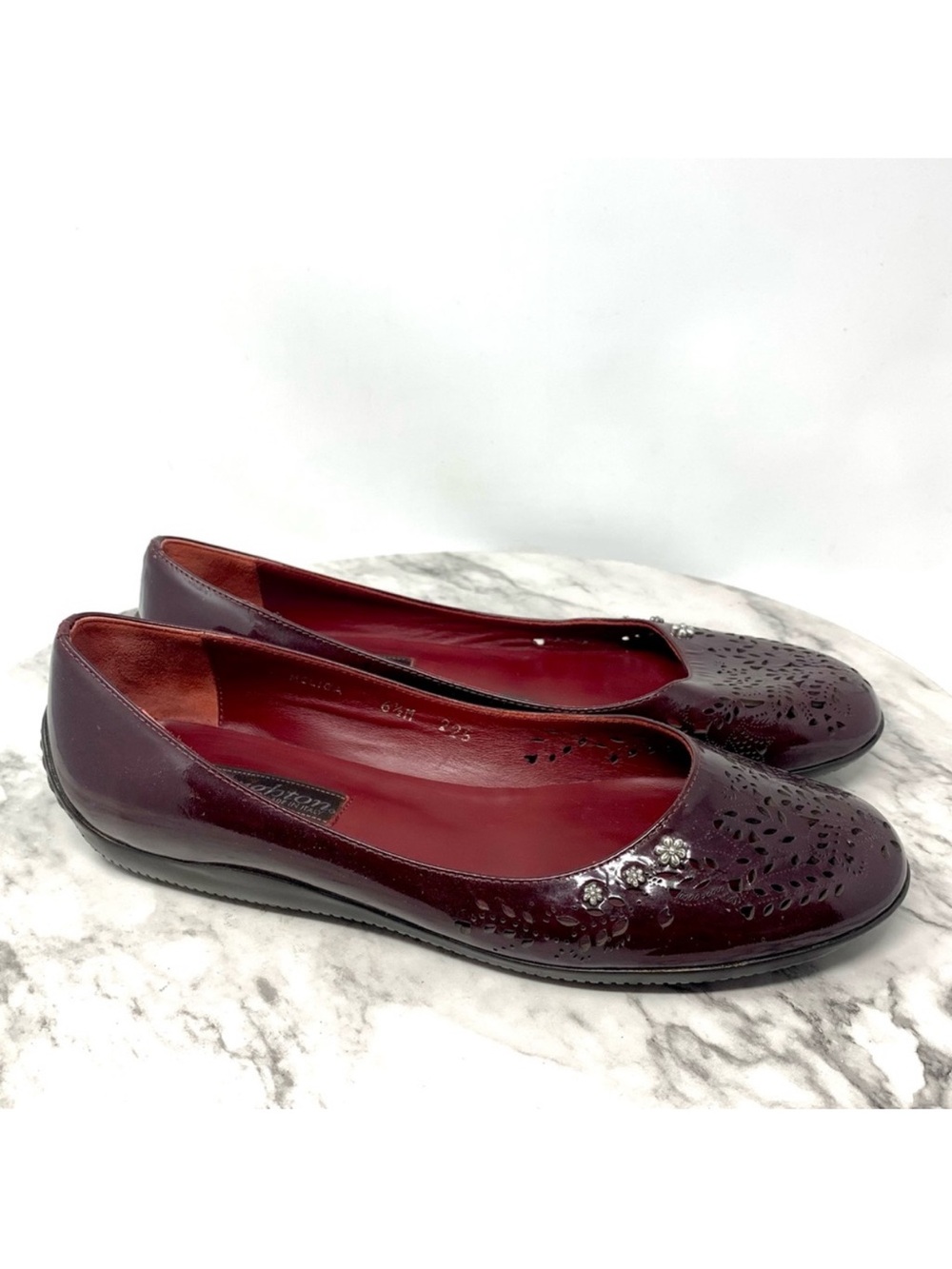 Brighton Melisa Perforated Floral Red Patent Leather Flats 6.5 Classic Artsy